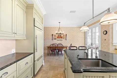 2 Delafield Street Westhampton Beach NY 11978
