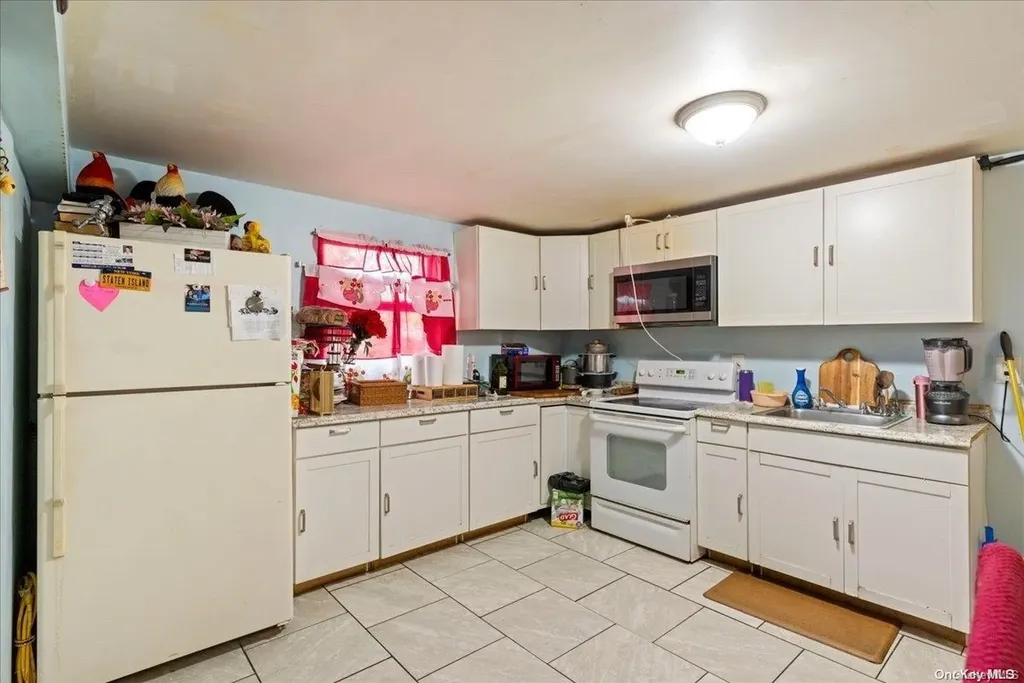 45 Orange Street Central Islip NY 11722