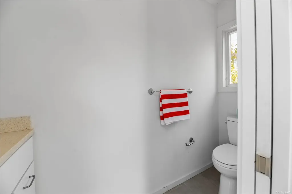 36 Beachwold Avenue Seaview NY 11770