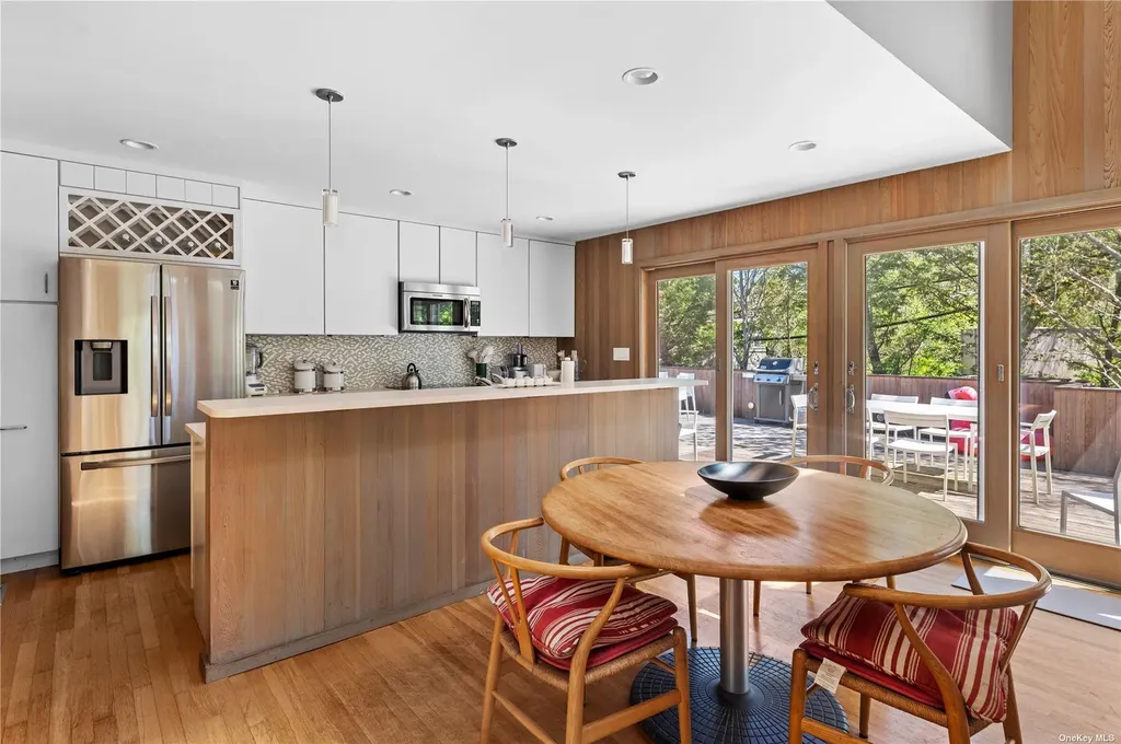 36 Beachwold Avenue Seaview NY 11770