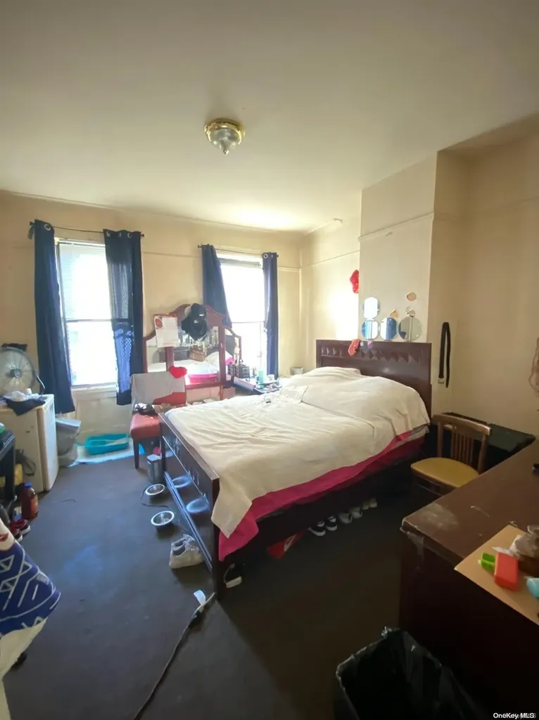 13 Pine Street Brooklyn NY 11208