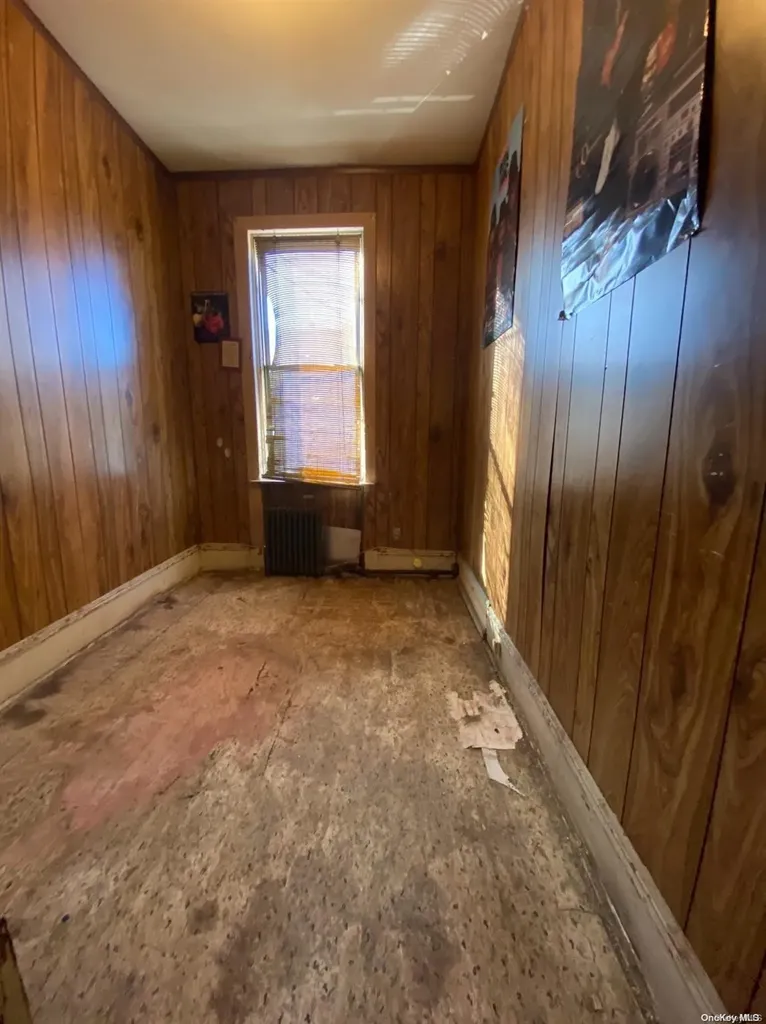 13 Pine Street Brooklyn NY 11208