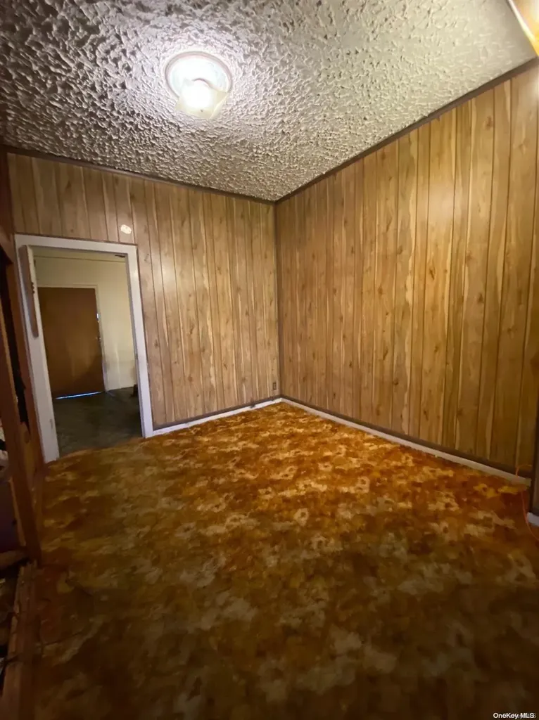 13 Pine Street Brooklyn NY 11208