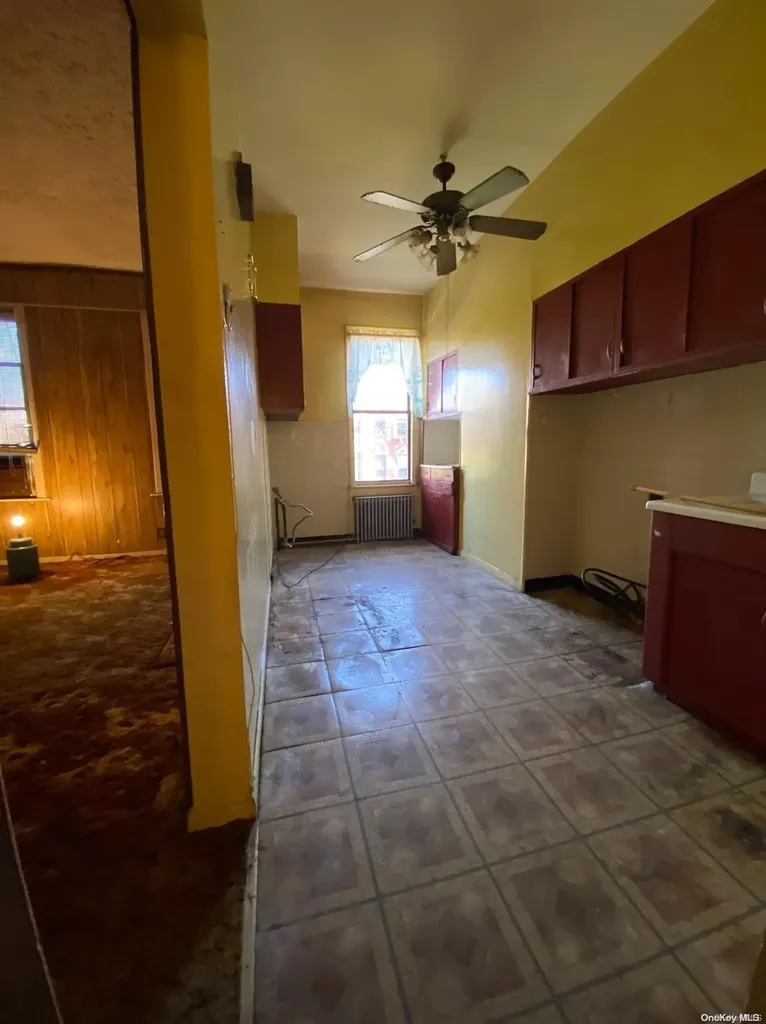 13 Pine Street Brooklyn NY 11208