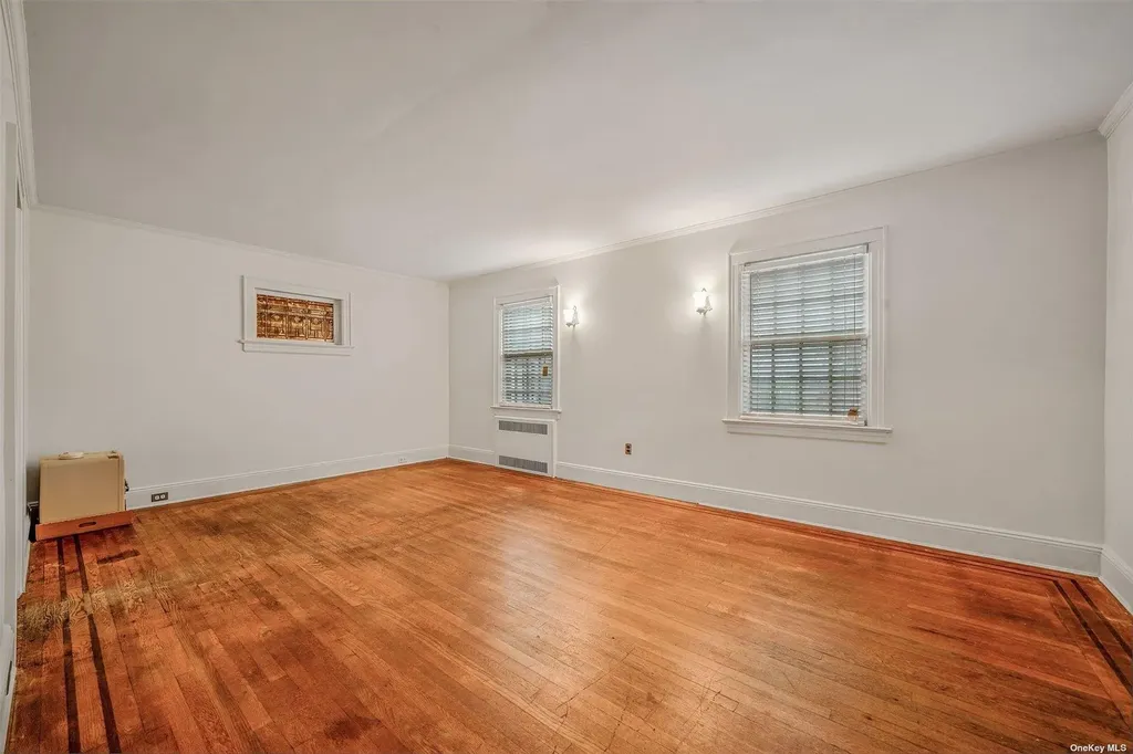 60-14 60th Avenue Maspeth NY 11378