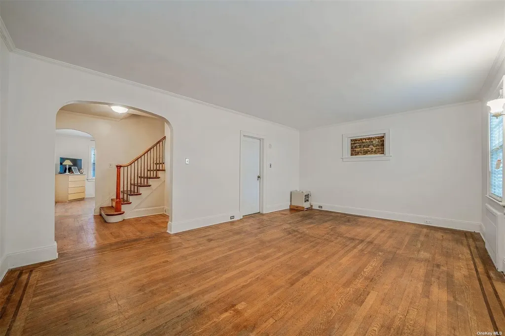 60-14 60th Avenue Maspeth NY 11378
