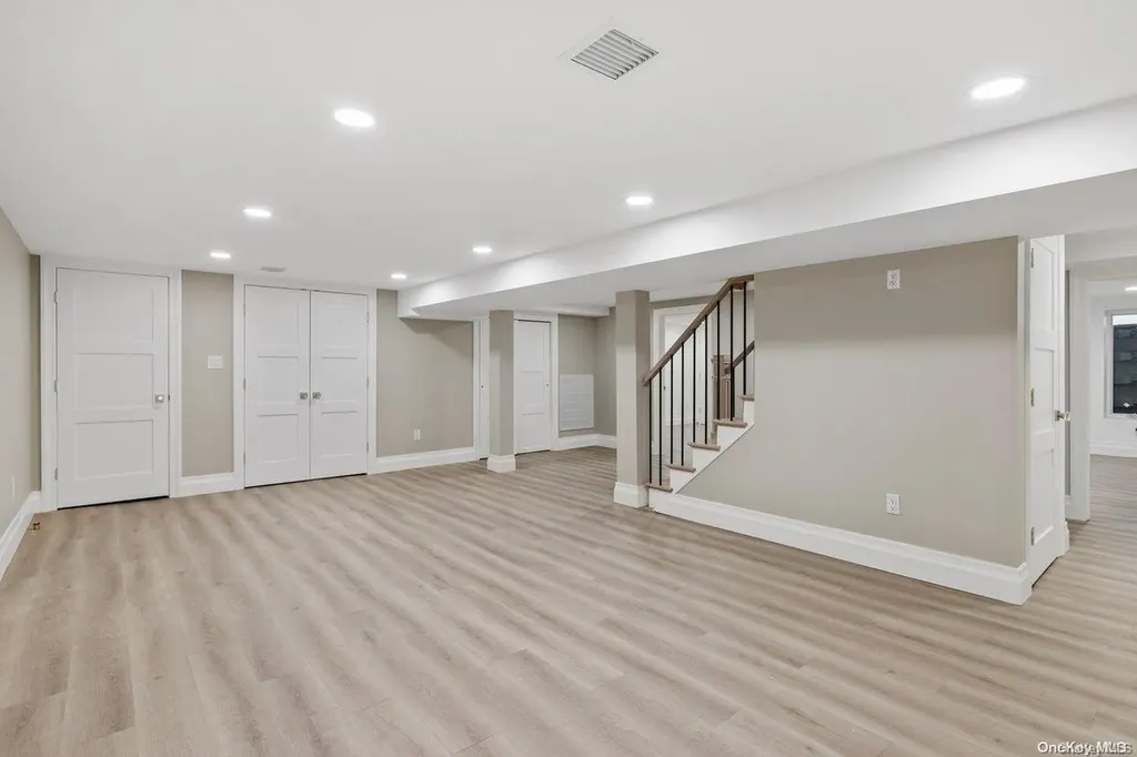 87 Prospect Avenue Cedarhurst NY 11516