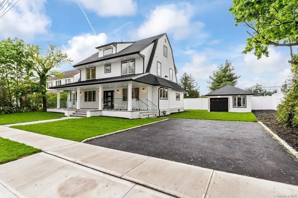 87 Prospect Avenue Cedarhurst NY 11516