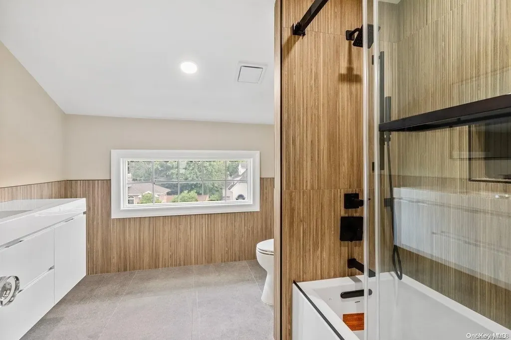 87 Prospect Avenue Cedarhurst NY 11516