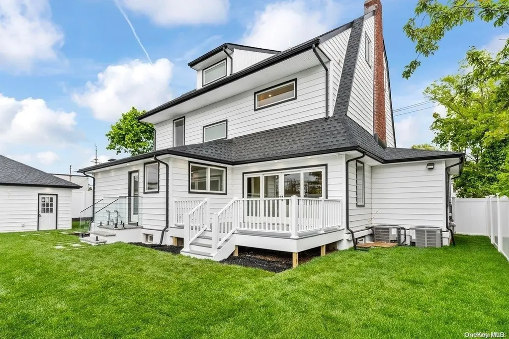 87 Prospect Avenue Cedarhurst NY 11516
