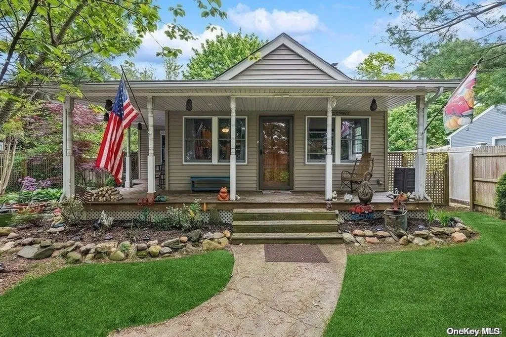 407 Browns Road Nesconset NY 11767