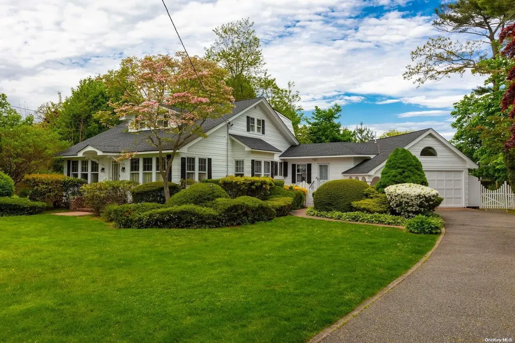 1333 Potter Boulevard Bay Shore NY 11706