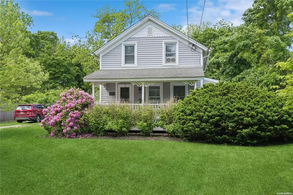 174 Blue Point Avenue Blue Point NY 11715