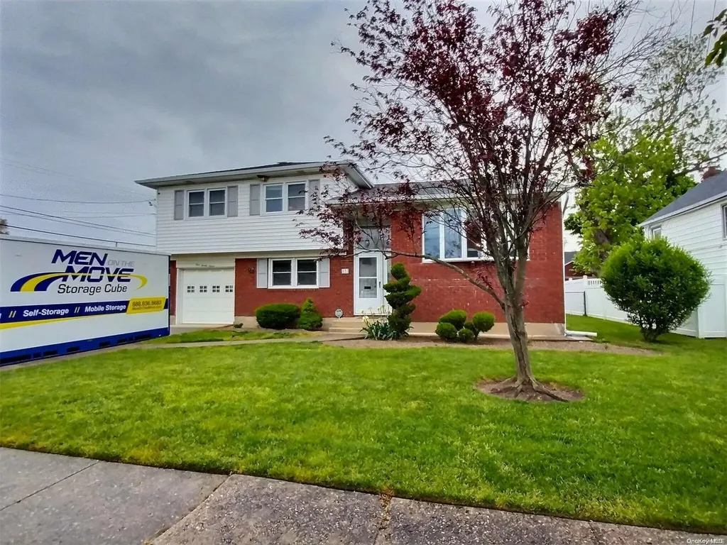 127 George Place Oceanside NY 11572