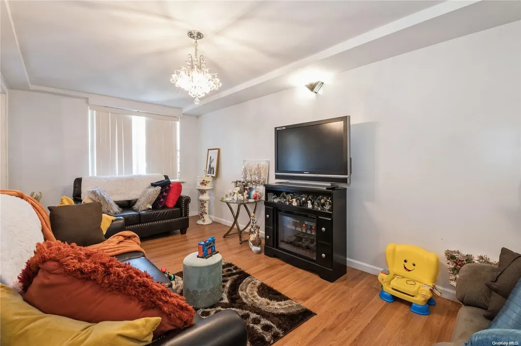9909 Avenue K Brooklyn NY 11236