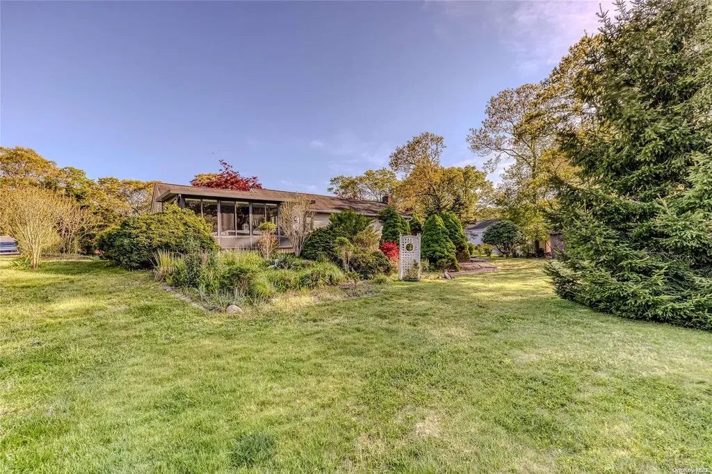 14 5th Street Wading River NY 11792