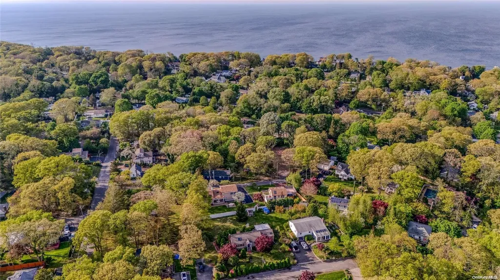 14 5th Street Wading River NY 11792