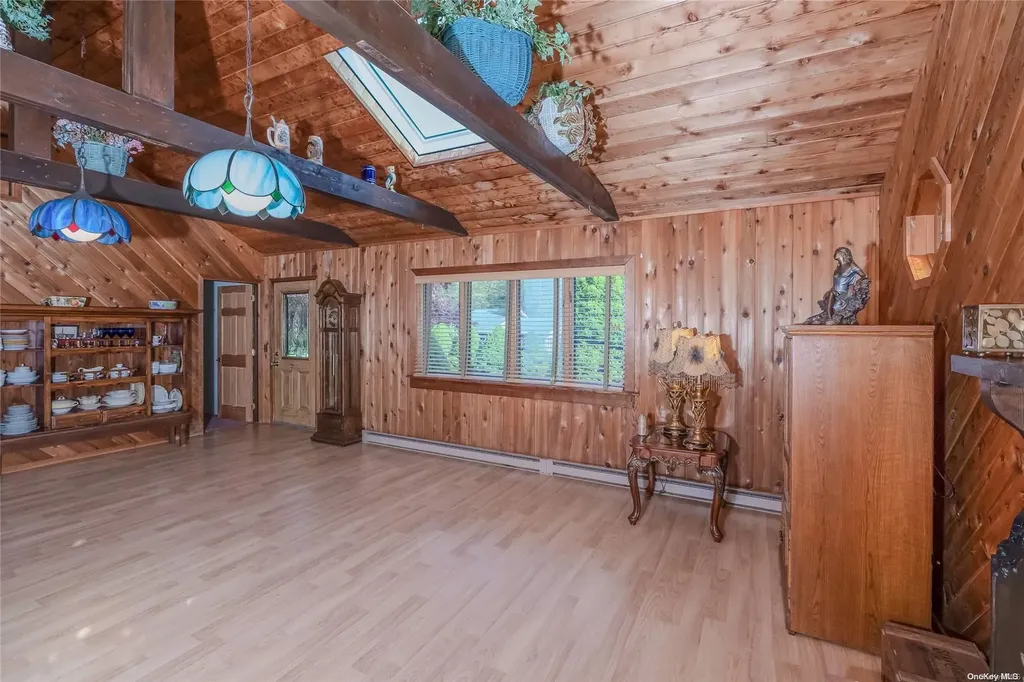 14 5th Street Wading River NY 11792