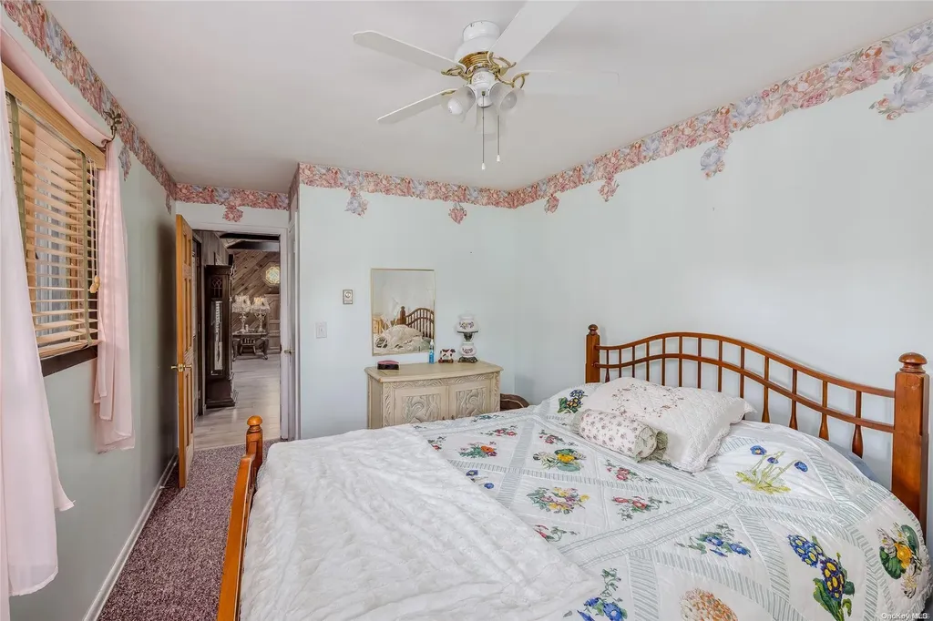 14 5th Street Wading River NY 11792