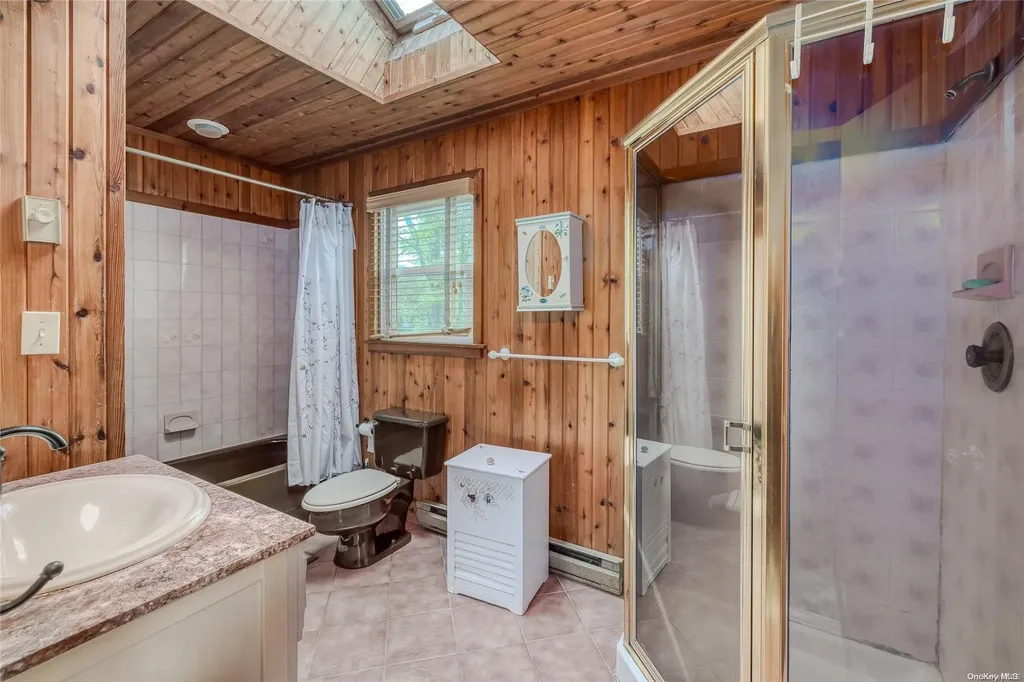 14 5th Street Wading River NY 11792