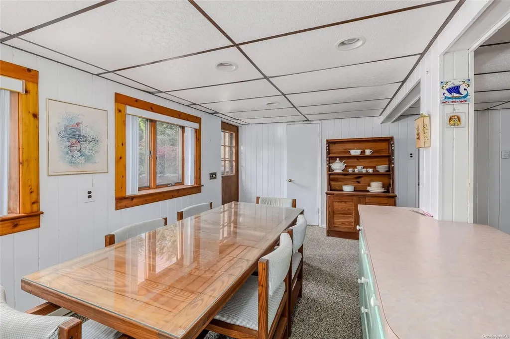 14 5th Street Wading River NY 11792