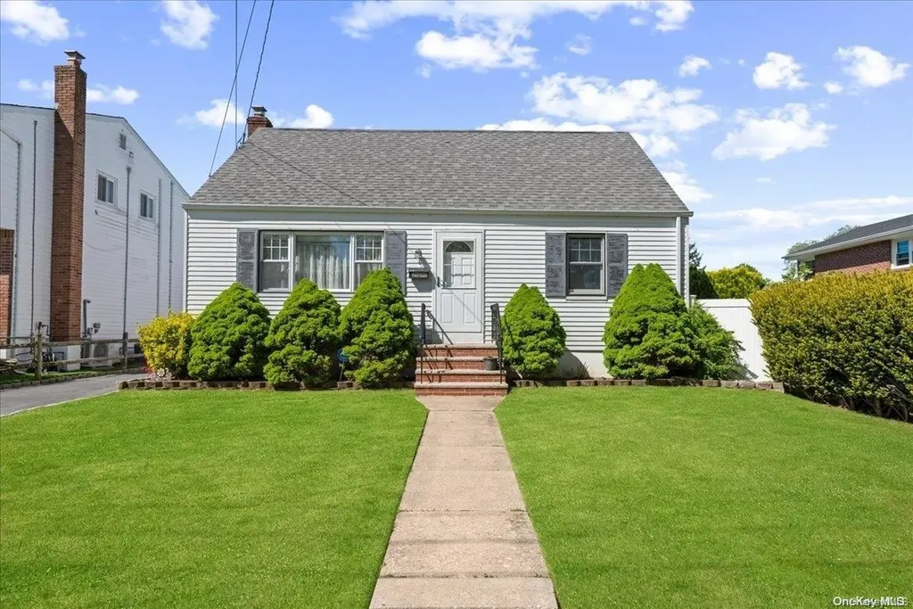 2000 Charles Street Bellmore NY 11710
