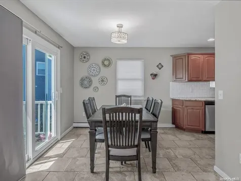 46 W Saltaire Road Lindenhurst NY 11757