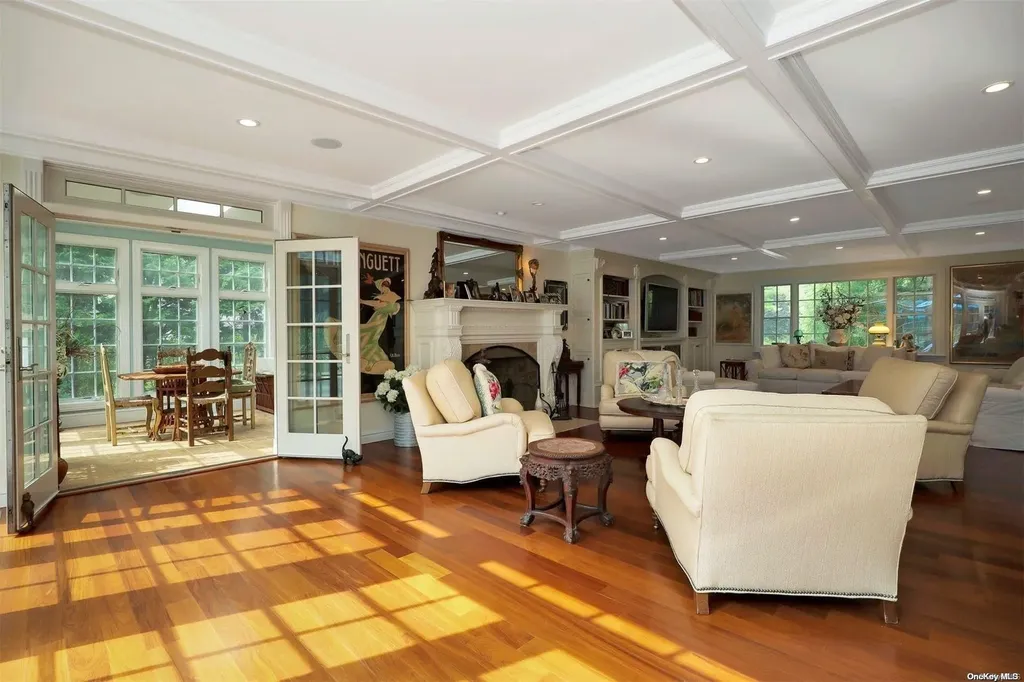 11 Pheasant Lane Remsenburg NY 11960