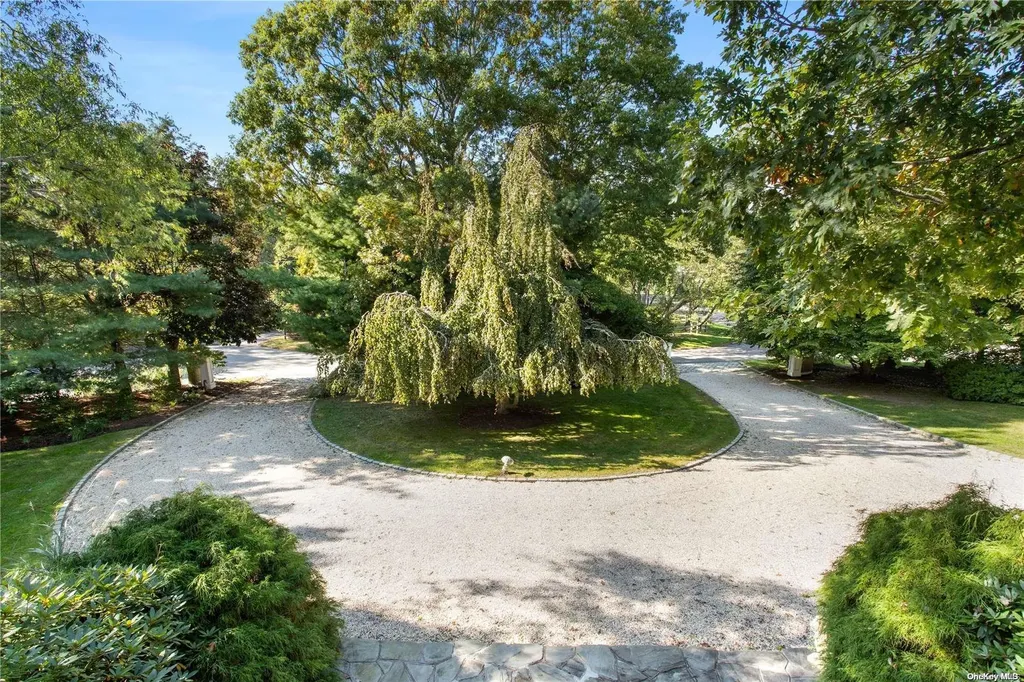 11 Pheasant Lane Remsenburg NY 11960