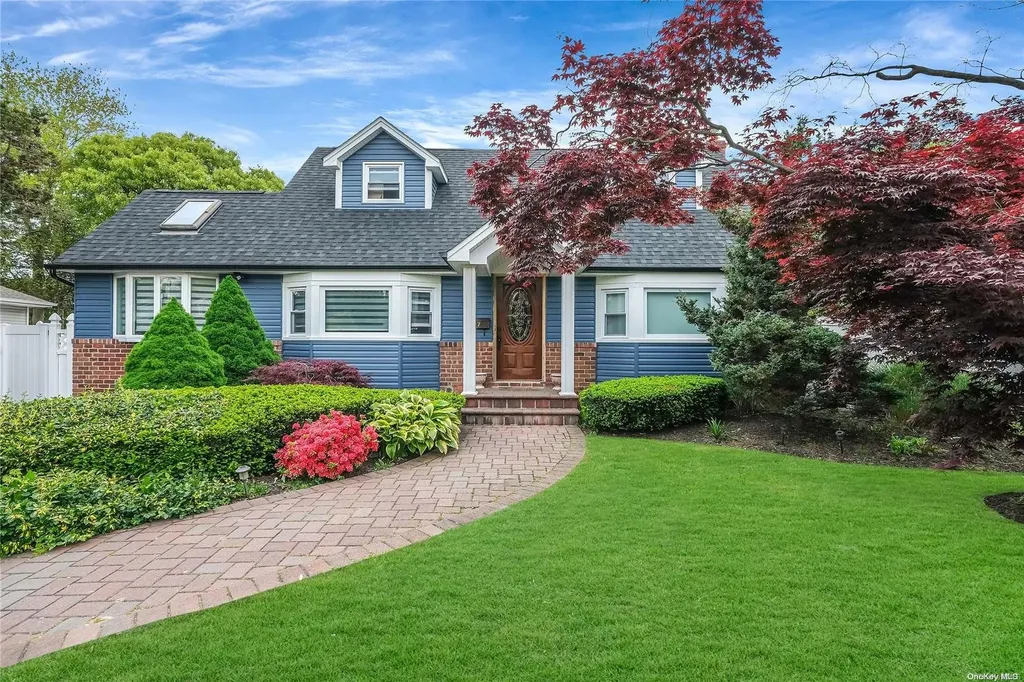 7 Fox Lane Commack NY 11725