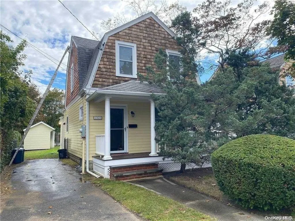163 N Ocean Avenue Patchogue NY 11772