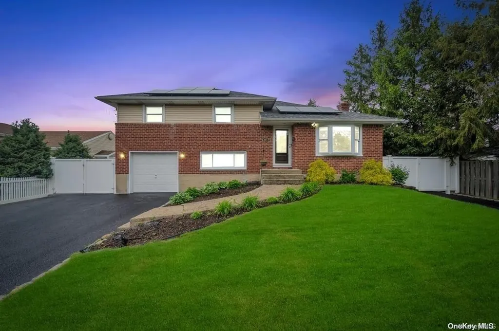 117 Stewart Avenue Bethpage NY 11714