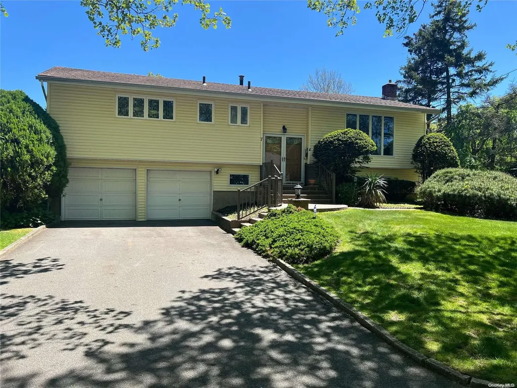 7 Katonah Place Dix Hills NY 11746