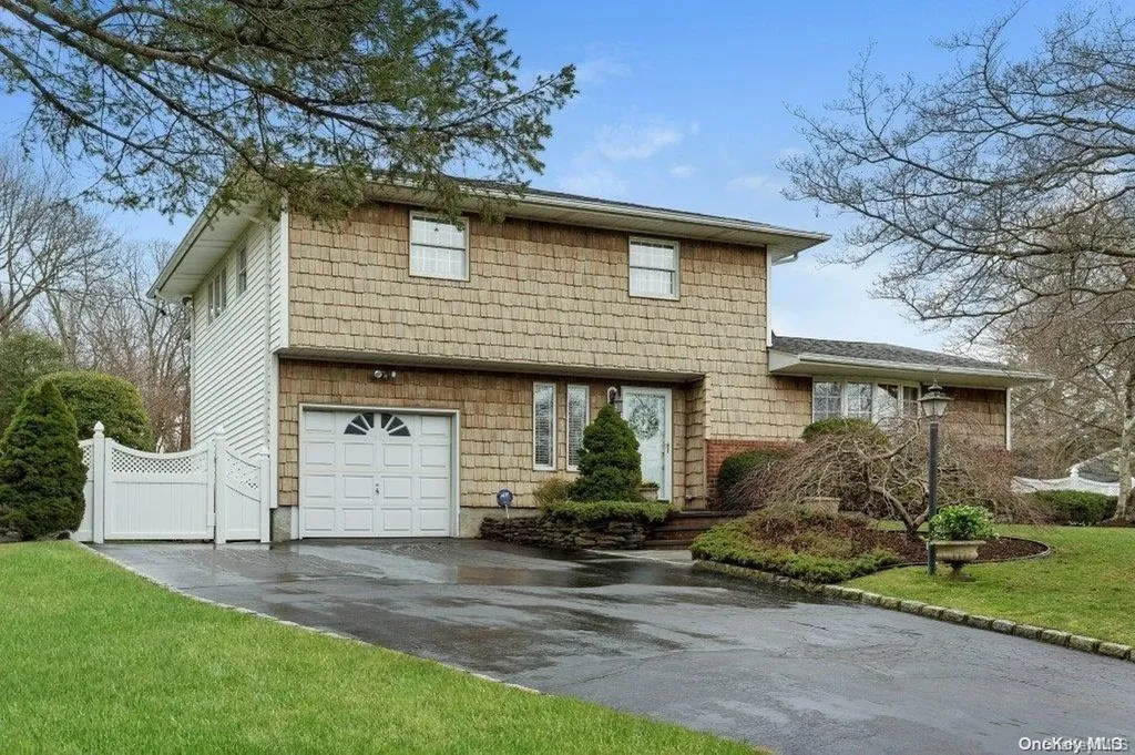 6 Oakside Road Smithtown NY 11787
