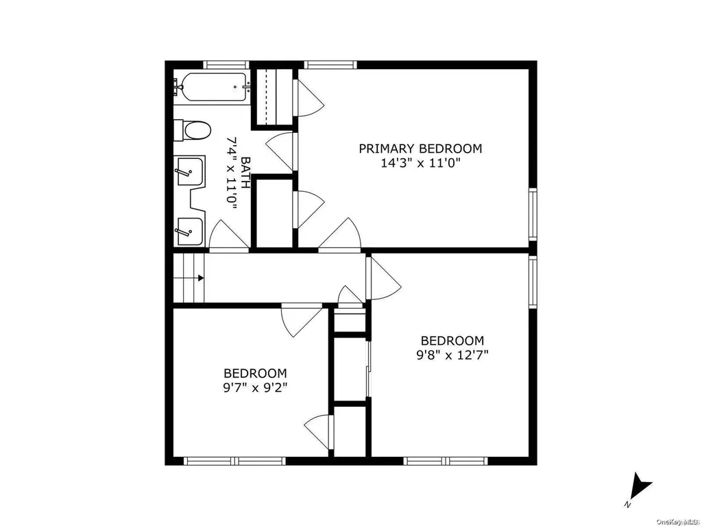 30 Oakwood Lane Plainview NY 11803