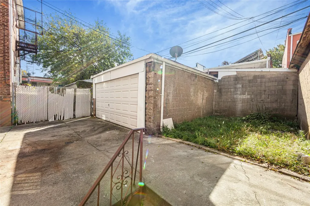 594 E 92nd Street Brooklyn NY 11236