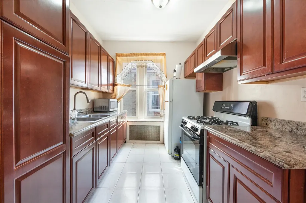 594 E 92nd Street Brooklyn NY 11236