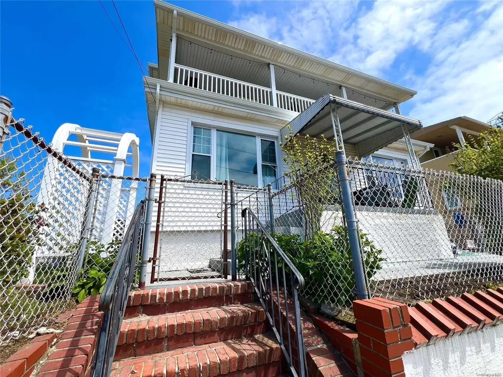 418 Laurelton Boulevard Long Beach NY 11561