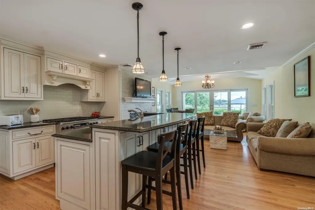 149 Old Field Road Setauket NY 11733