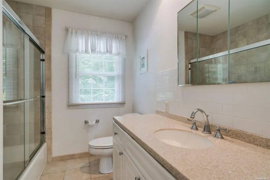 149 Old Field Road Setauket NY 11733