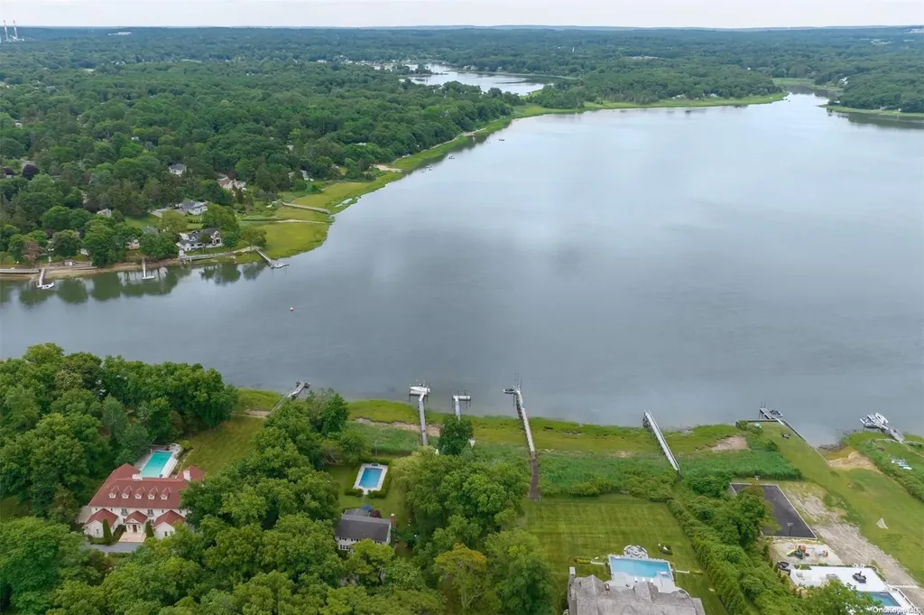 149 Old Field Road Setauket NY 11733