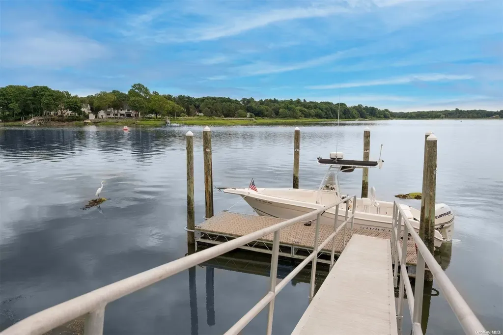 149 Old Field Road Setauket NY 11733