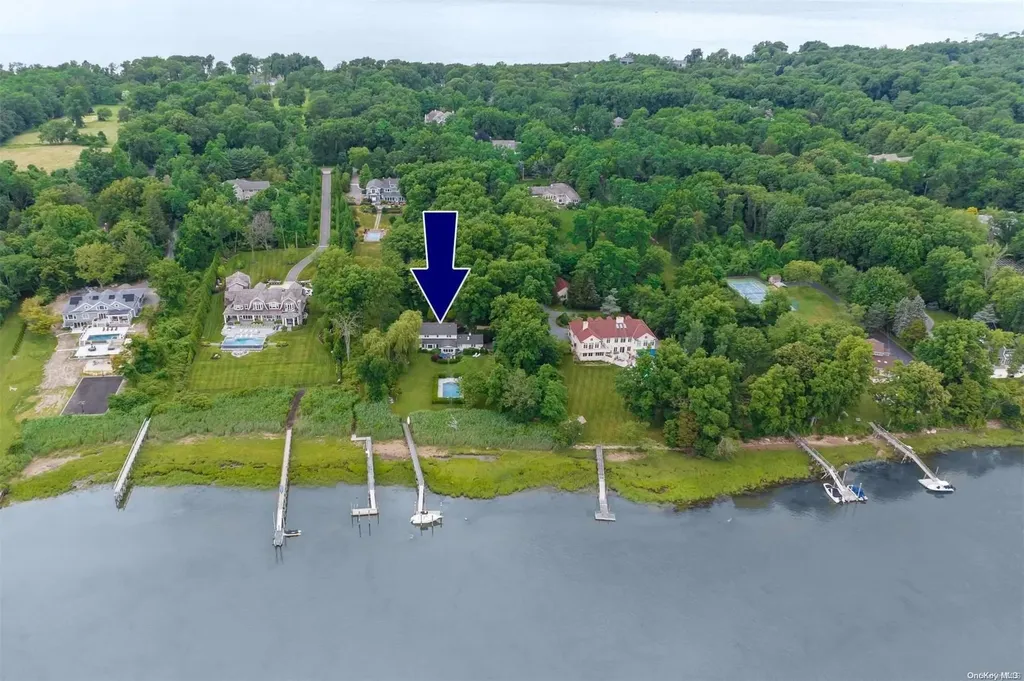 149 Old Field Road Setauket NY 11733