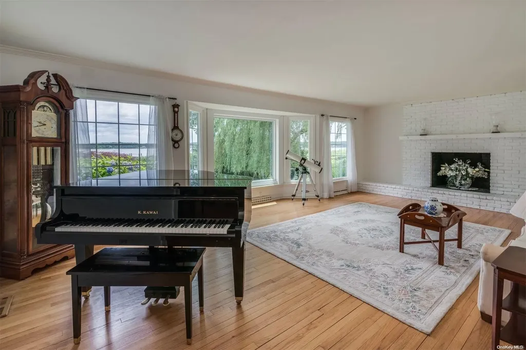 149 Old Field Road Setauket NY 11733