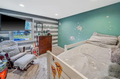 3 Pennaquid Road Coram NY 11727