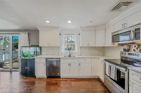 3 Pennaquid Road Coram NY 11727