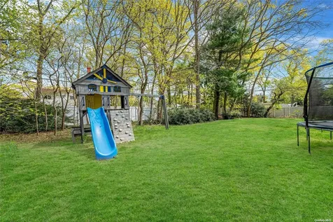 3 Pennaquid Road Coram NY 11727