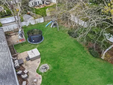 3 Pennaquid Road Coram NY 11727