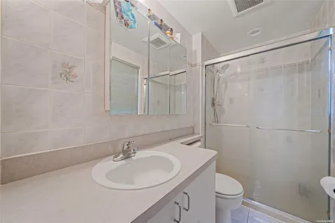 3 Pennaquid Road Coram NY 11727