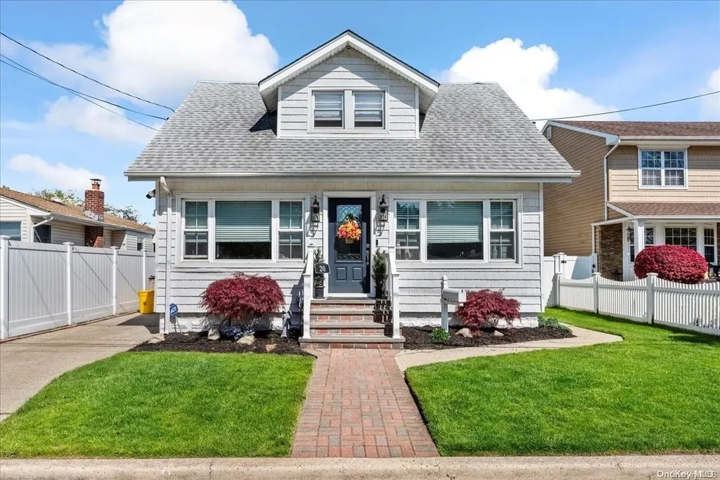 20 N Peach Street Bethpage NY 11714